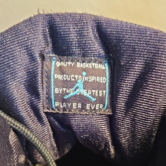 Size 6Y Black and Gold Jordon 11 Retro Gamma Blue High-Top Sneakers - Picture 2 of 11